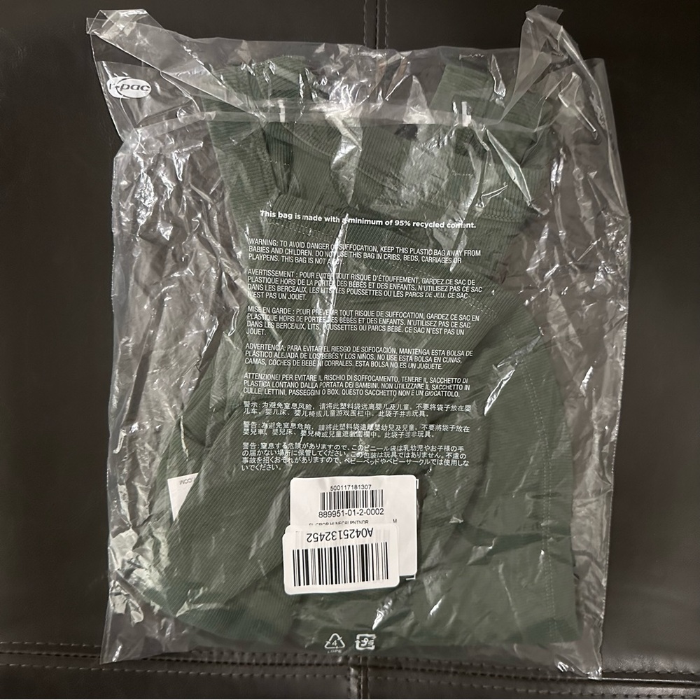 NWT Crop Tank